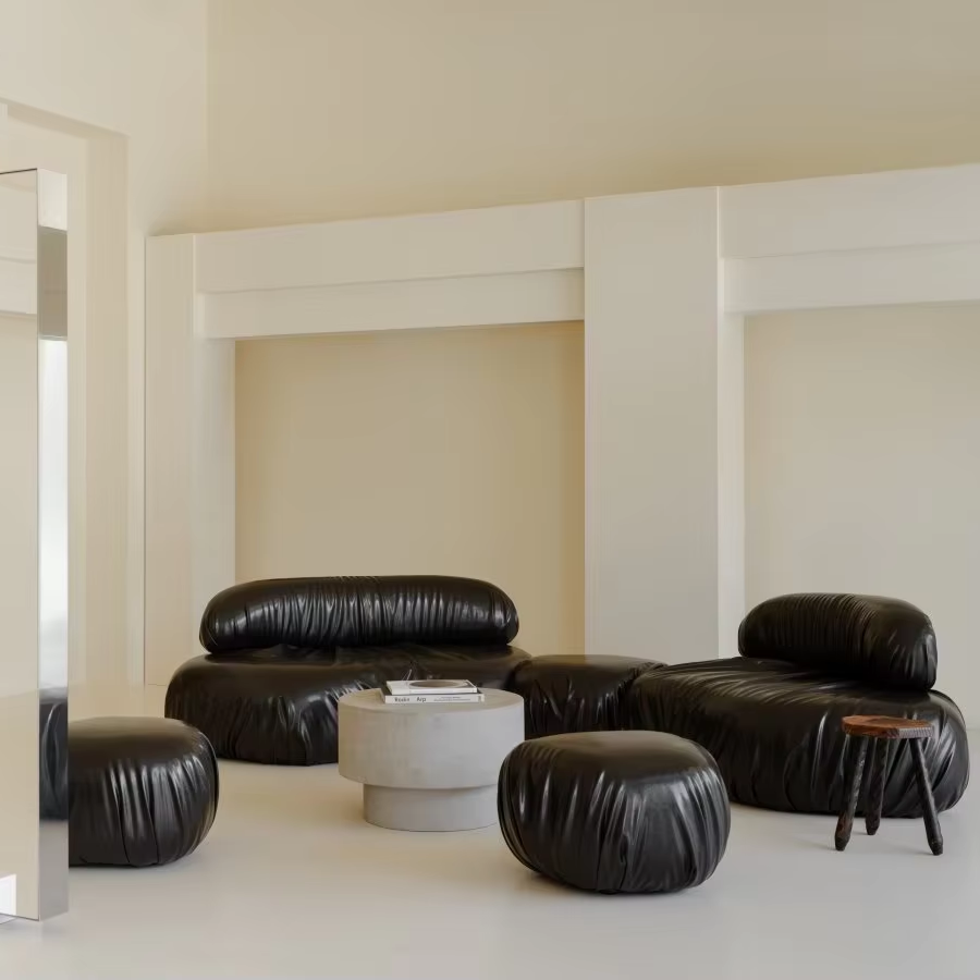 Interior Design Consultant - 三和シックショップ インテリアデザイン 新しい衣料品店 3D Max レンダリング